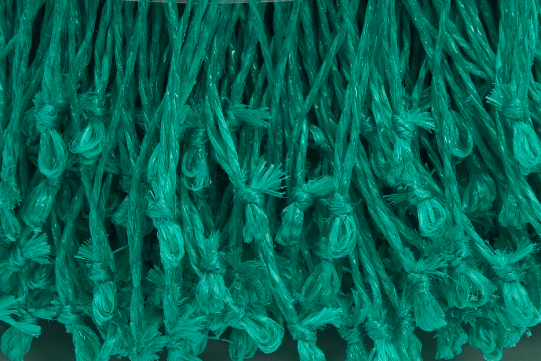Coloured laces on finished product